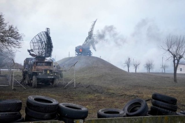 По данным Минобороны России, выведены из строя 74 наземных объекта военной инфраструктуры Украины.