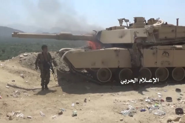 Подбитый саудовский M1A2S в Йемене