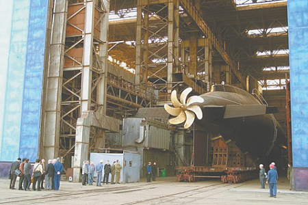 Подлодка проекта 636, построенная в России для Военно-морского флота НОАК. Фото с сайта www.krsormovo.nnov.ru