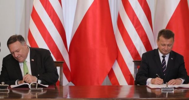 Подписание договора о военном сотрудничестве между Вашингтоном и Варшавой