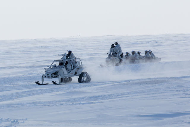 Подразделение Росгвардии в ходе учений в Арктике