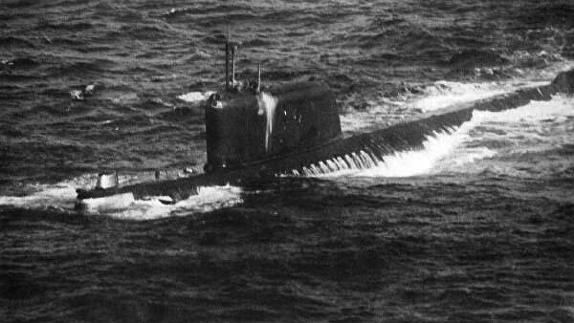K 19 ru. К-19 атомная подводная лодка. Советская атомная подводная лодка к-19. К-19 — атомная подводная лодка проекта 658. Подводная лодка к 19 Хиросима.