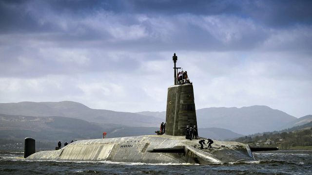Подводная лодка Vigilant ВМС Великобритании с ракетами Trident II D5 на борту
