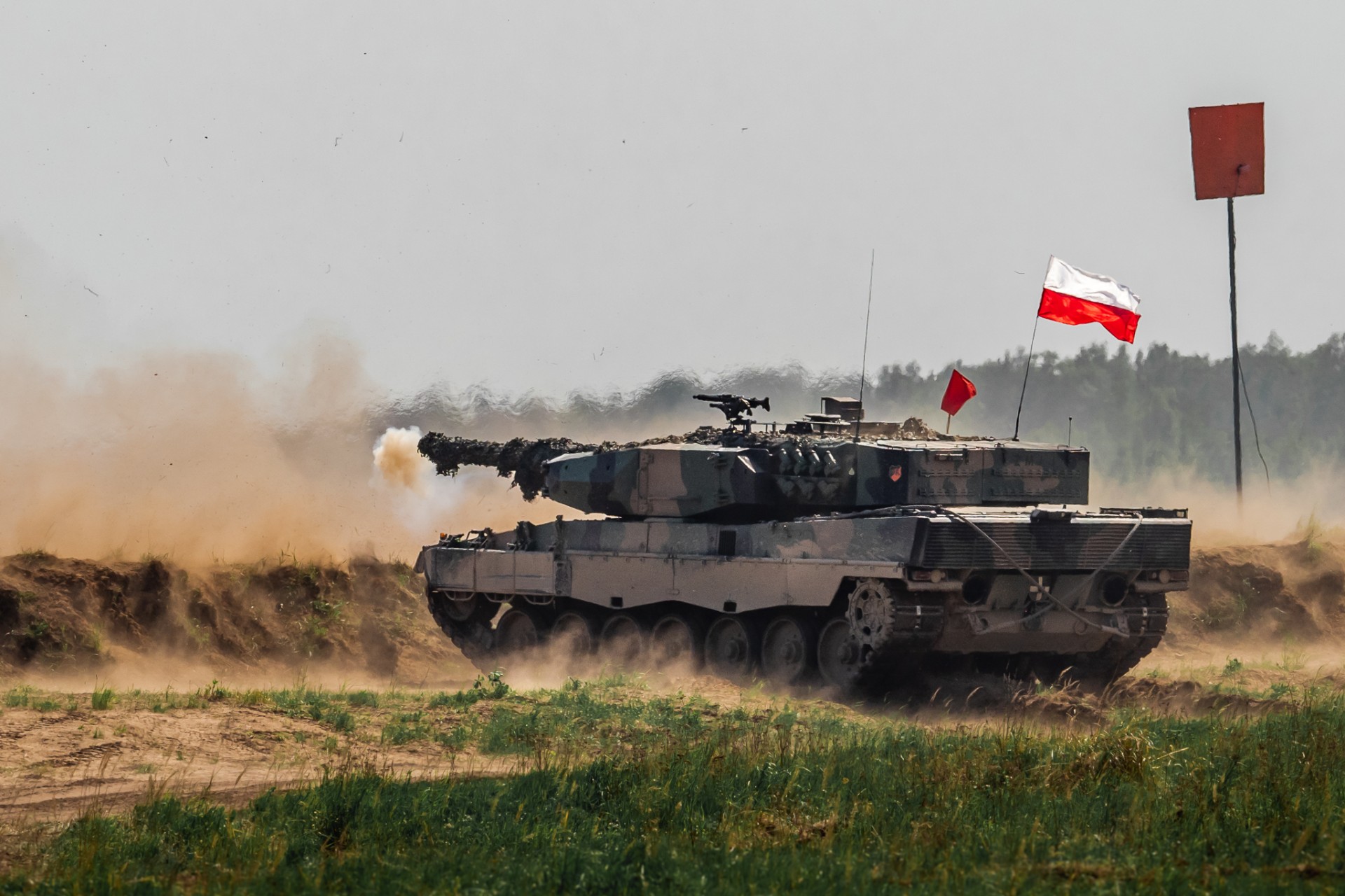 Poland plans to dramatically increase military spending in 2023 - ВПК.name