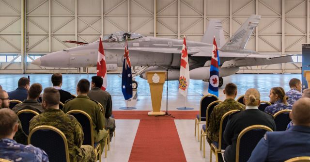 Полученние ВВС Канады двух первых истребителей Boeing F/A-18A Hornet из состава ВВС Австралии (австралийские бортовые номера A21-53 и A21-55). Колд-Лейк (Канада), 16-17.02.2019
