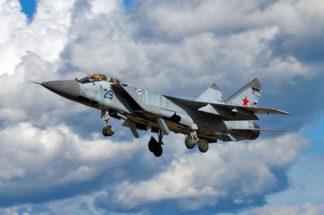 Помимо Камчатки, Миг-31БМ стоят на вооружении в авиаполках, базирующихся в Пермском и Красноярском краях, в Нижегородской области, на Севере России и других регионах страны.