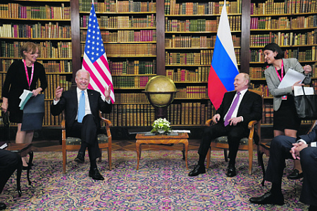 После встречи в Женеве у президентов США и России появилась возможность для прямого диалога по всем проблемам двустронних отношений. Фото Reuters