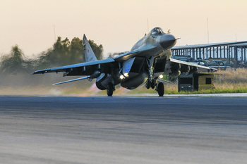Появление современных самолетов серьезно повысит боевой потенциал сирийских ВВС. Фото с сайта www.mil.ru