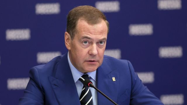Председатель партии "Единая Россия", зампред Совбеза РФ Дмитрий Медведев