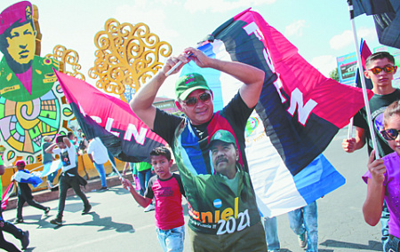Президент Даниэль Ортега продолжает пользоваться большой популярностью и поддержкой среди народных масс своей страны. Фото Reuters