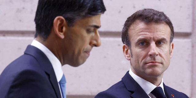 Президент Франции Эммануэль Макрон и премьер-министр Великобритании Риши Сунак проводят совместную пресс-конференцию в рамках франко-британского саммита в Елисейском дворце в Париже, пятница, 10 марта 2023 г.