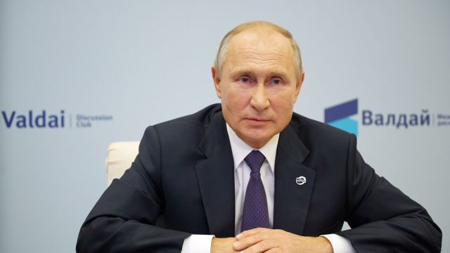 Президент РФ Владимир Путин принимает участие в заседании дискуссионного клуба "Валдай" в режиме видеосвязи