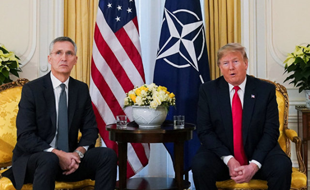 Президент США Дональд Трамп и генеральный секретарь НАТО Йенс Столтенберг