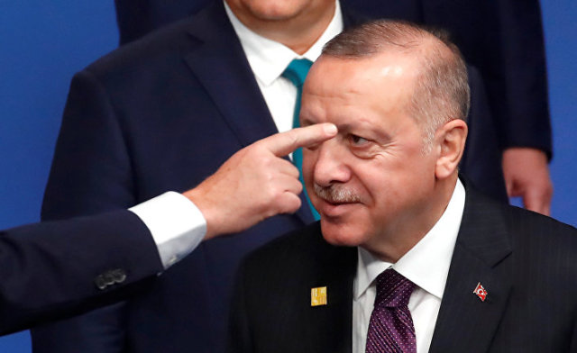 Президент Турции Реджеп Эрдоган на саммите лидеров НАТО в Уотфорде, Великобритания