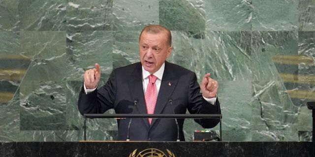 Президент Турции Реджеп Тайип Эрдоган выступает на 77-й сессии Генеральной Ассамблеи Организации Объединенных Наций в штаб-квартире ООН в Нью-Йорке, 21 сентября 2022 года