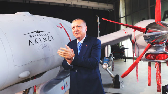 Президент Турции счастлив, что его страна сделала прорыв в области беспилотников