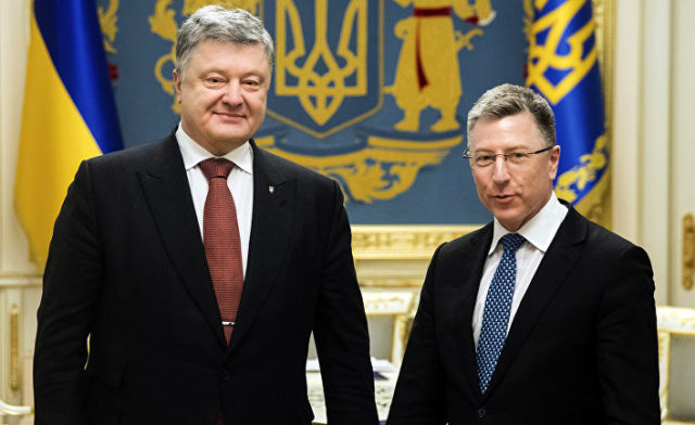 Президент Украины Петр Порошенко и специальный представитель США по Украине Курт Волкер в Киеве
