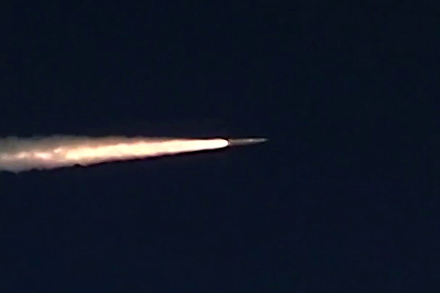 Пуск гиперзвуковой аэробаллистической ракеты комплекса "Кинжал"