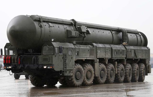 Пусковая установка подвижного ракетного комплекса "Тополь-М"