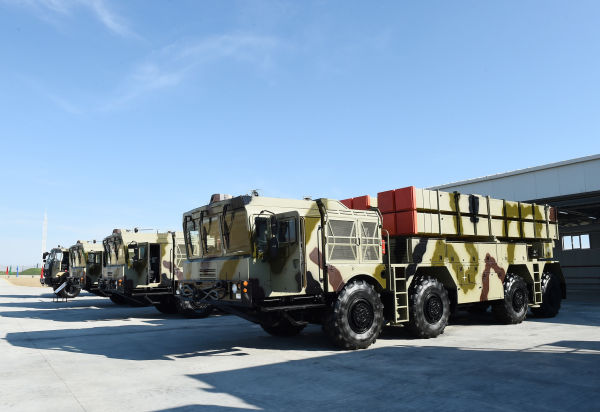 Пусковые установки белорусско-китайской ракетной системы "Полонез"