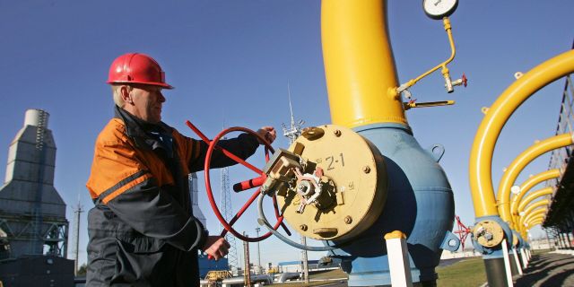 Работа газокомпрессорной станции газопровода Ямал-Европа в Белоруссии
