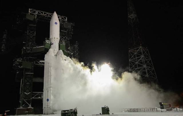 Ракета-носитель "Ангара-А5" на космодроме Плесецк