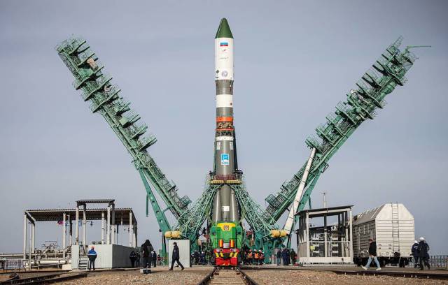 Ракета-носитель "Союз-2.1а" с грузовым кораблем "Прогресс МС-18"