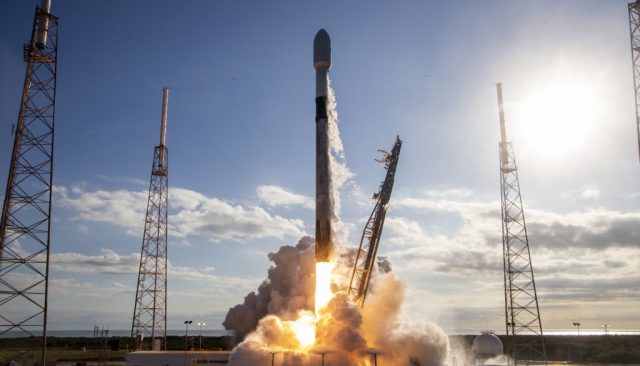 Ракета-носитель тяжелого класса Falcon 9