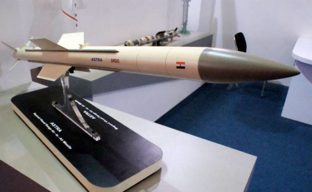 Ракета Astra класса "воздух-воздух"