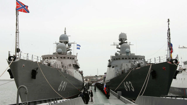 Ракетные корабли "Татарстан" и "Дагестан"