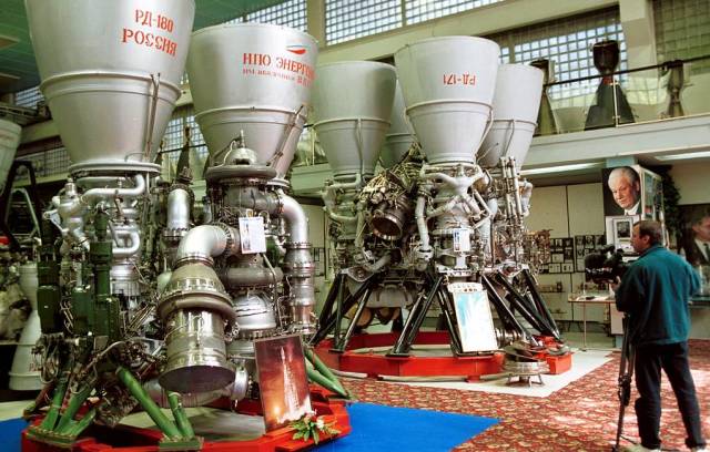 Ракетный двигатель РД-180