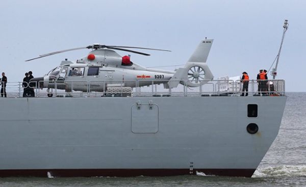 Ракетный эсминец "Хэфэй" прибывший в порт Балтийска для участия в российско-китайских учениях "Морское взаимодействие – 2017"