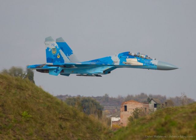 Разбившийся 16.10.2018 учебно-боевой истребитель Су-27УБ