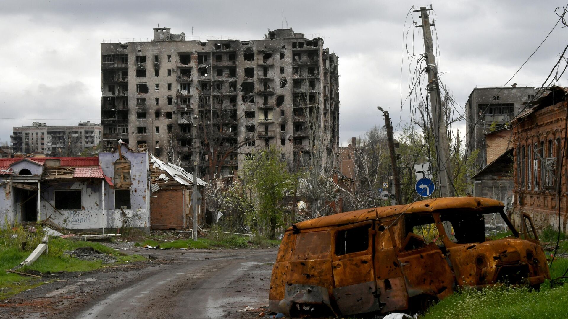 Разрушенные дома в Артемовске - Галерея - ВПК.name