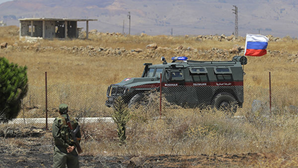 Российская военная полиция на границе с занятыми Израилем Голанскими высотами. Архивное фото