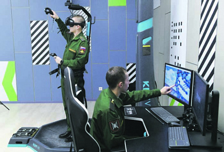 Российские военнослужащие уже активно используют виртуальную реальность для подготовки к настоящим боевым действиям. Фото РИА Новости