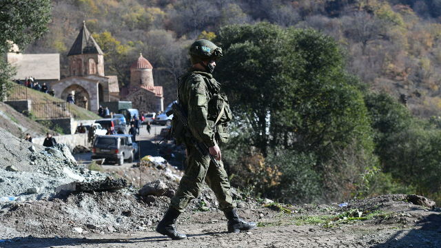 Российский миротворец в Нагорном Карабахе.