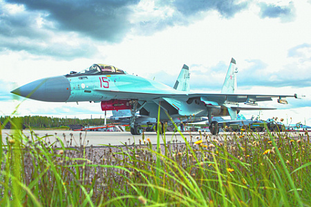 Российский Су-35С был лучшим по летно-техническим характеристикам, но не прошел на индонезийский рынок по геополитическим причинам. Фото с сайта www.mil.ru