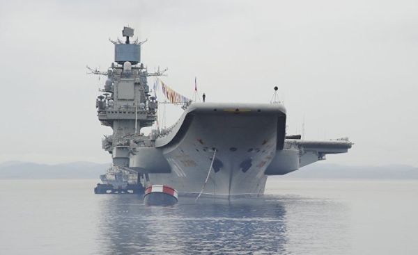 Российский авианесущий крейсер "Адмирал Кузнецов"