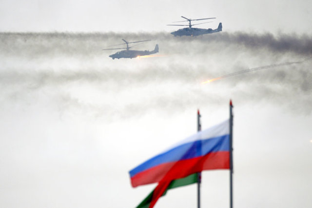 Учения вооруженных сил России и Беларуси