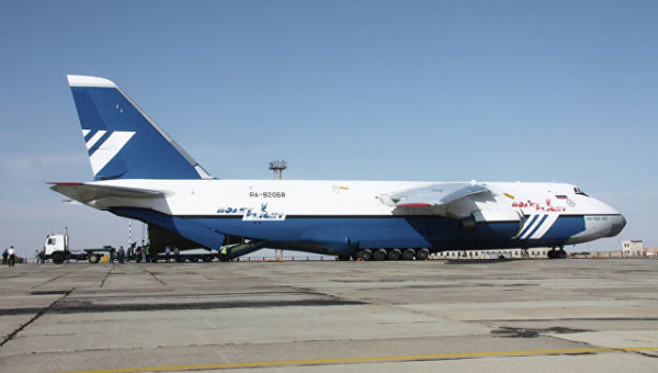 Самолет Ан-124-100