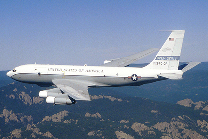 Самолет наблюдения OC-135B Open Skies