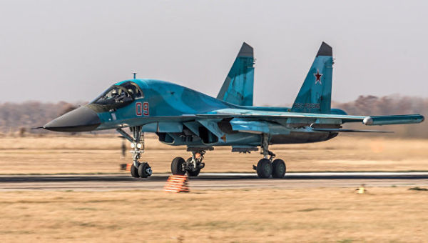 Самолет Су-34. Архивное фото