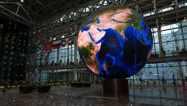 Самый большой в Вооруженных Силах сферический светодиодный экран в Национальном центре управления обороной РФ