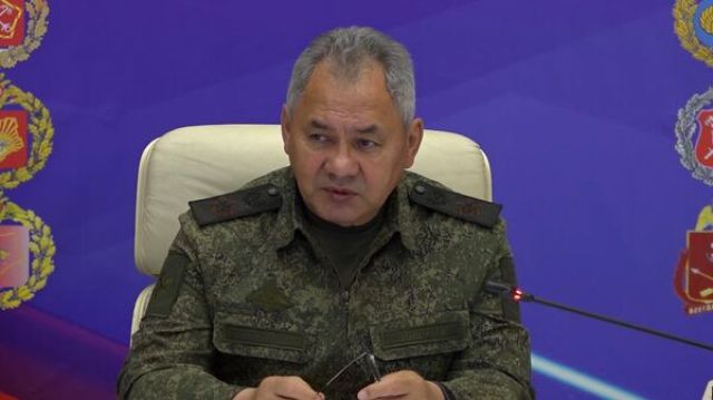 Шойгу провел совещание в штабе Объединенной группировки войск