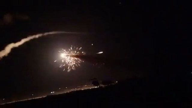 Сирийские ПВО отражают ракетный удар по Дамаску