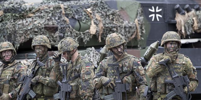 Солдаты немецкого бундесвера на военной базе Рукла в Литве