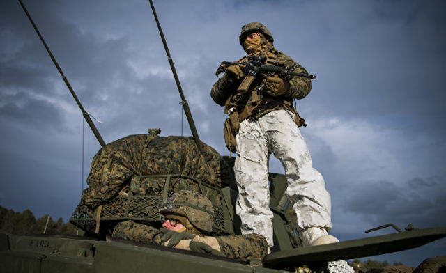 Солдаты НАТО во время учений Единый трезубец в Норвегии