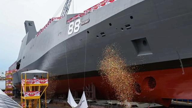 Спуск на воду многоцелевого корабля "Виктория", Сингапур