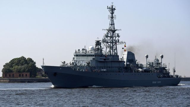 Средний разведывательный корабль проекта 18280 "Иван Хурс"